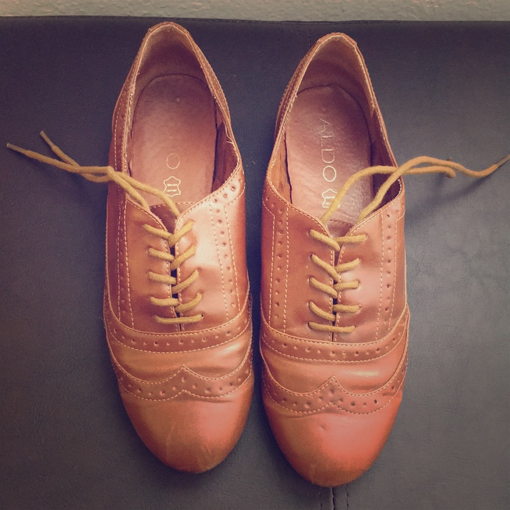 Aldo brown Oxford shoes (US 7.5/EUR 38)